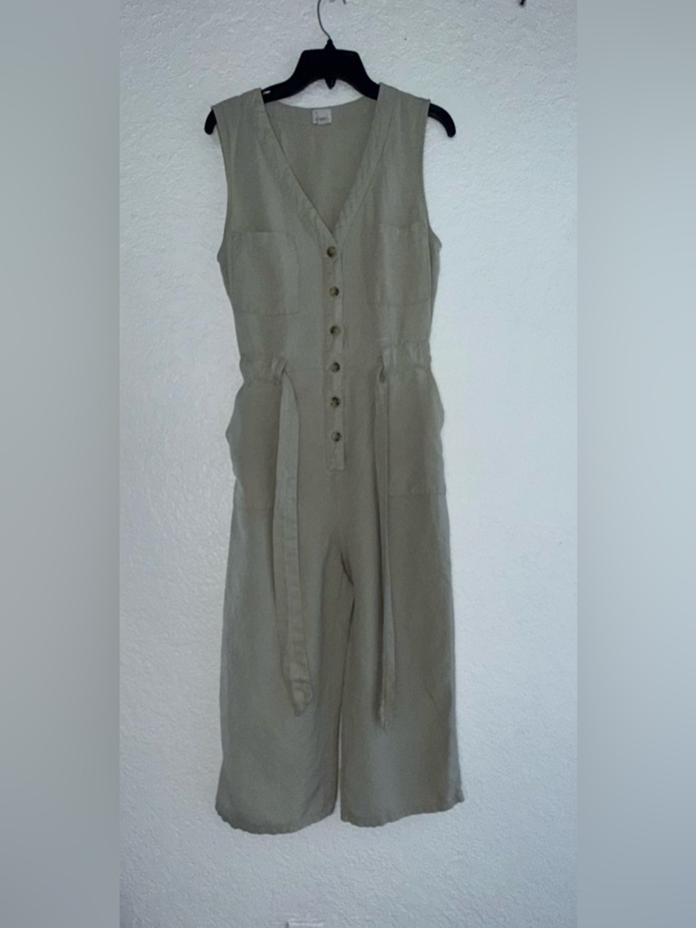 a new day Sage Button-Front Tie-Waist Sleeveless Cropped Jumpsuit - Picture 9 of 14